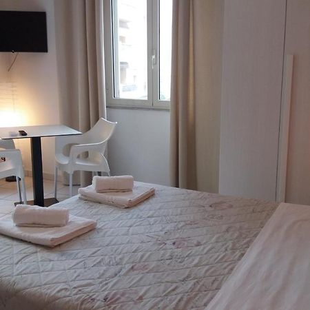 Depandance Macchiavelli 2 Hotell Cagliari Eksteriør bilde