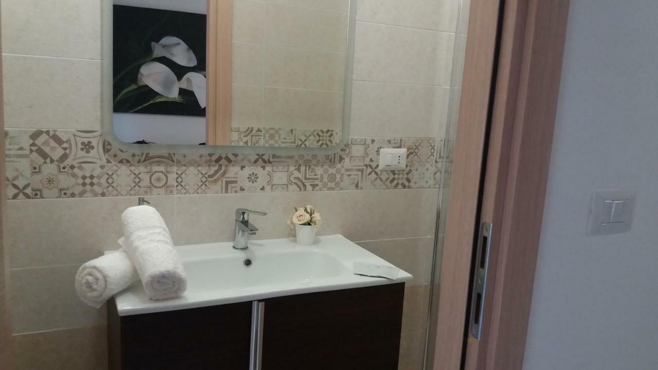 Depandance Macchiavelli 2 Hotell Cagliari Eksteriør bilde